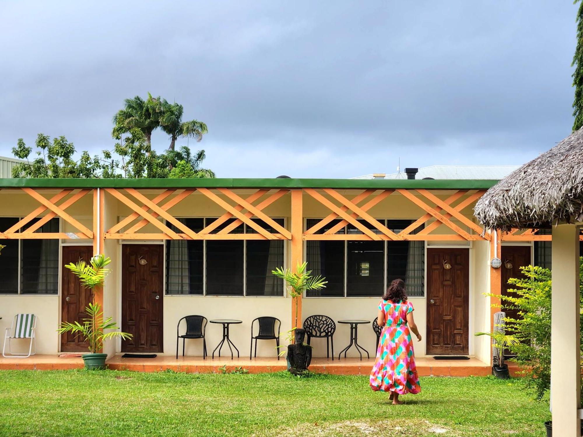 Hotel Santo Vanuatu Люганвиль Экстерьер фото