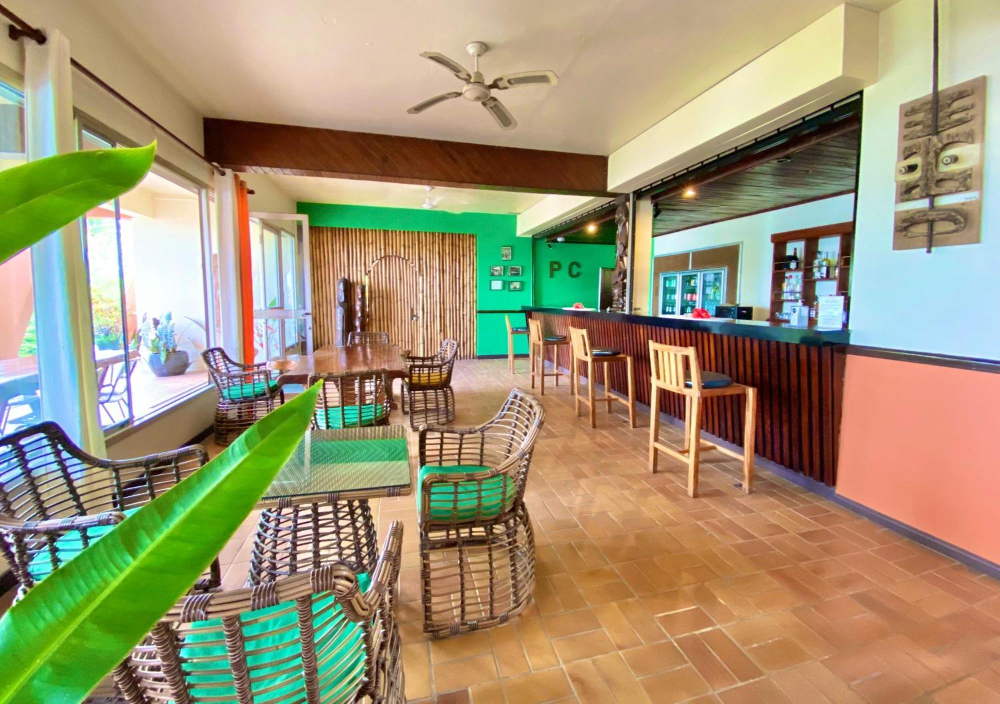 Hotel Santo Vanuatu Люганвиль Экстерьер фото